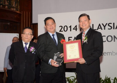 2014 MALAYSIA GREAT LEADER AWARD